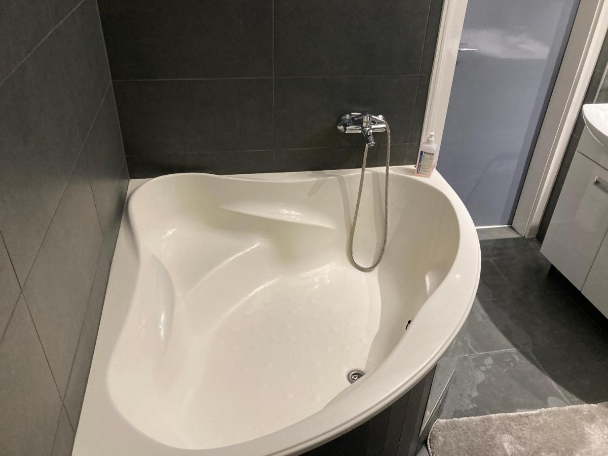 Dave Apartman 2 Szeged Eksteriør billede